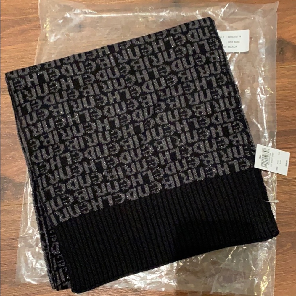 Henri BENDEL winter scarf